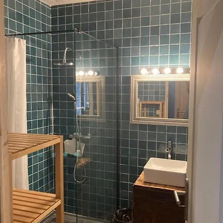 Les Toits De Marseillan (Herault)